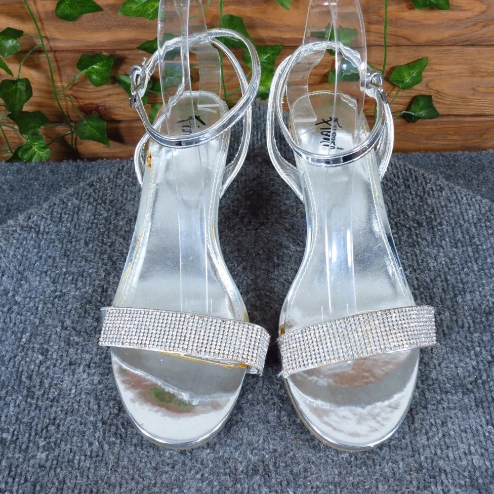 Fioni 176078 Women Strappy Sandal Sz9 Wide Formal Evening Silver Rhinestone Heel